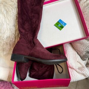 Catherine Malandrino Women's Burgundy Over the Knee Boots